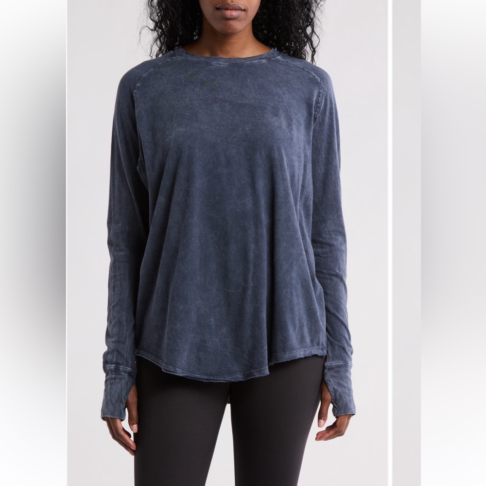 Zella Gray Relaxed Long Sleeve Tee vintage gray blue navy